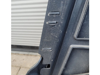 Pare-chocs pour Camion ZDERZAK MAN TGX TG3 ORYGINAŁ CHWALIM116: photos 5 Pare-chocs pour Camion ZDERZAK MAN TGX TG3 ORYGINAŁ CHWALIM116: photos 5