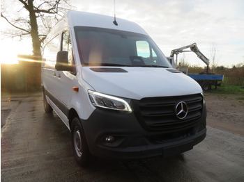 Fourgon utilitaire MERCEDES-BENZ Sprinter 317