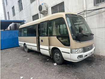 Bus TOYOTA Coaster: photos 2