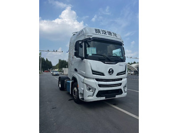 Tracteur routier SINOTRUK