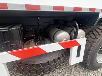 SHACMAN Shacman Tipper Truck for Sale in Jamaica en crédit-bail SHACMAN Shacman Tipper Truck for Sale in Jamaica: photos 5 SHACMAN Shacman Tipper Truck for Sale in Jamaica en crédit-bail SHACMAN Shacman Tipper Truck for Sale in Jamaica: photos 5