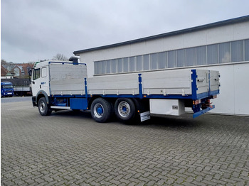 Camion plateau MERCEDES-BENZ SK 2538