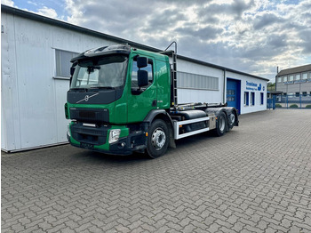 Camion ampliroll VOLVO FE