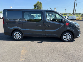 Fourgon utilitaire neuf RENAULT Trafic: photos 4