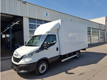 Fourgon grand volume IVECO