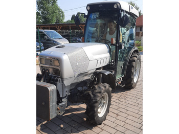 Machine agricole LAMBORGHINI