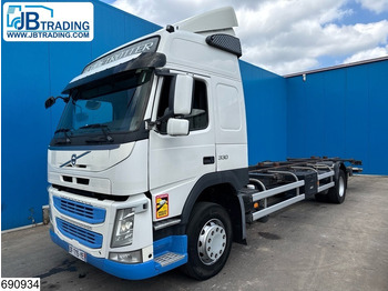 Camion porte-conteneur/ Caisse mobile VOLVO FM 330