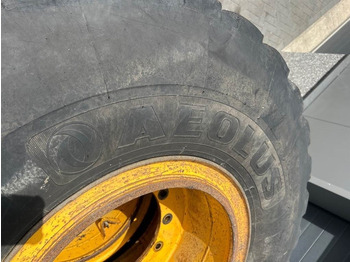 Pneus et jantes pour Engins de chantier Hyundai HL757-Aeolus 20.5R25 (525/80R25)-Tire/Reifen/Band: photos 4