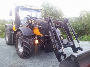 Tracteur agricole JCB 3170 m. sandspreder og globusfres: photos 1