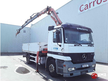 Camion plateau MERCEDES-BENZ Actros 1831