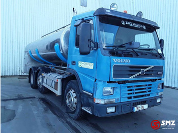 Camion citerne VOLVO FM
