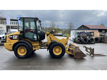 Chargeuse sur pneus CATERPILLAR 908M