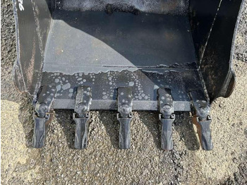 Godet pour pelle KLAC Modele F - 720mm: photos 2