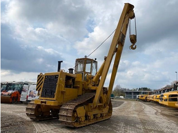 Poseur de canalisations CATERPILLAR