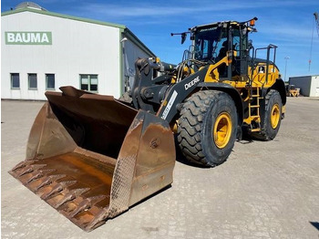Chargeuse sur pneus JOHN DEERE