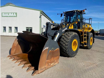 Chargeuse sur pneus JOHN DEERE
