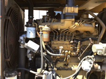 Groupe électrogène Caterpillar OLYMPIAN OLYMPIAN GENERAC 156 KVA USED: photos 3