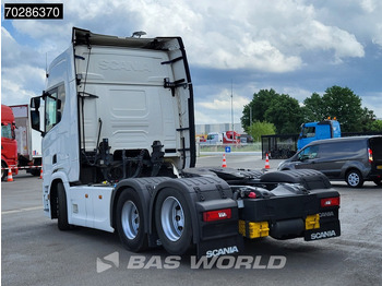 Scania R450 R 6X2 Full-Air Liftachse Standklima Navi LED Euro 6 en crédit-bail Scania R450 R 6X2 Full-Air Liftachse Standklima Navi LED Euro 6: photos 2