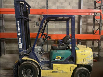 Chariot élévateur diesel KOMATSU