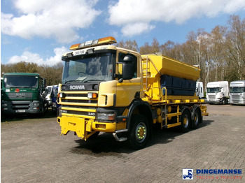 Engin de déneigement SCANIA P114