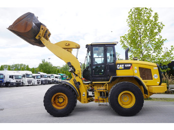 Chargeuse sur pneus CATERPILLAR 926M