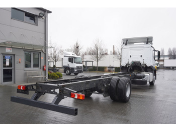 Châssis cabine MERCEDES-BENZ Actros 1824 / 9.1 m chassis / sleeping cabin: photos 3