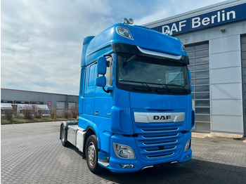 Tracteur routier DAF XF 530
