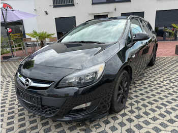 Voiture break OPEL