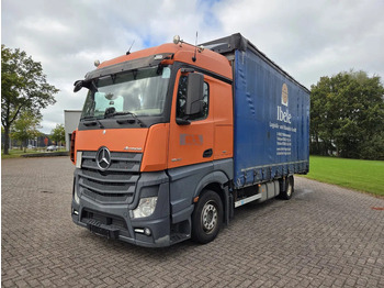 Camion fourgon MERCEDES-BENZ Actros 1840