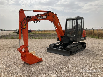 Pelle sur chenille DOOSAN DH55-V