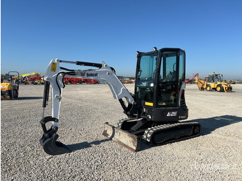 Mini pelle BOBCAT E26