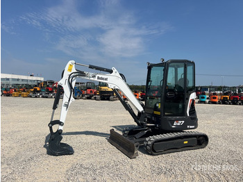 Mini pelle BOBCAT E27