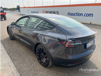 Voiture Tesla Model 3 Automobile: photos 4