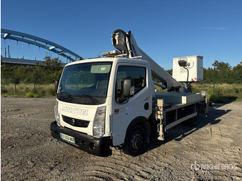Camion avec nacelle RENAULT Maxity