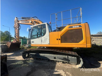 Pelle sur chenille LIEBHERR R 926