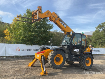 Chariot télescopique JCB