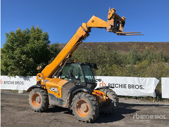 Chariot télescopique JCB