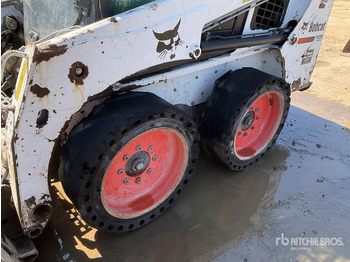 Mini chargeuse BOBCAT S450