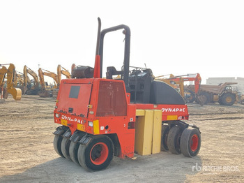 Compacteur à pneus 2004 Dynapac CP132 9 Wheel Pneumatic Roller: photos 5