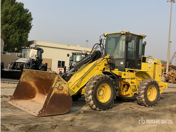 Chargeuse sur pneus CATERPILLAR 930H