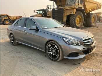 Voiture MERCEDES-BENZ