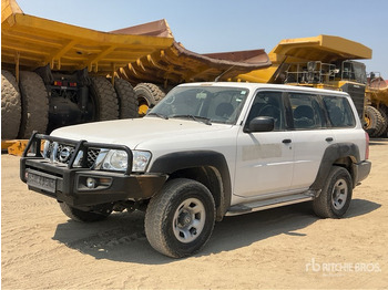 SUV NISSAN