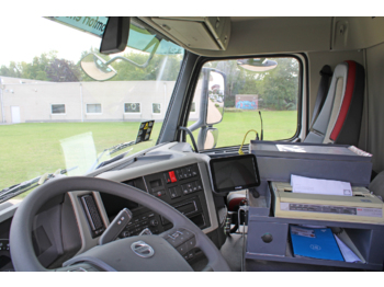 Camion citerne VOLVO FM: photos 4