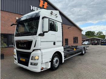 Camion porte-conteneur/ Caisse mobile MAN TGX 18.400