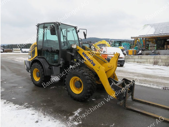 Chargeuse sur pneus KOMATSU WA70