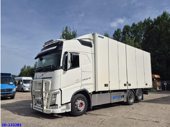 Camion isothermique VOLVO FH13 540