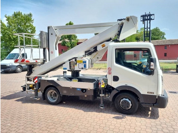 Camion avec nacelle PALFINGER