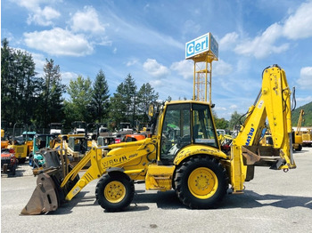 Tractopelle KOMATSU WB97