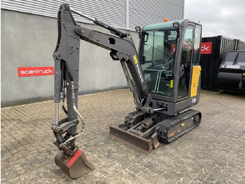 Mini pelle VOLVO EC20D