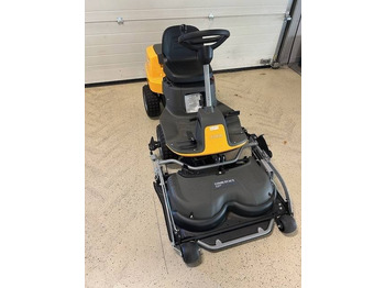 Stiga Park 300 lc Frontmaaier  en crédit-bail Stiga Park 300 lc Frontmaaier: photos 2